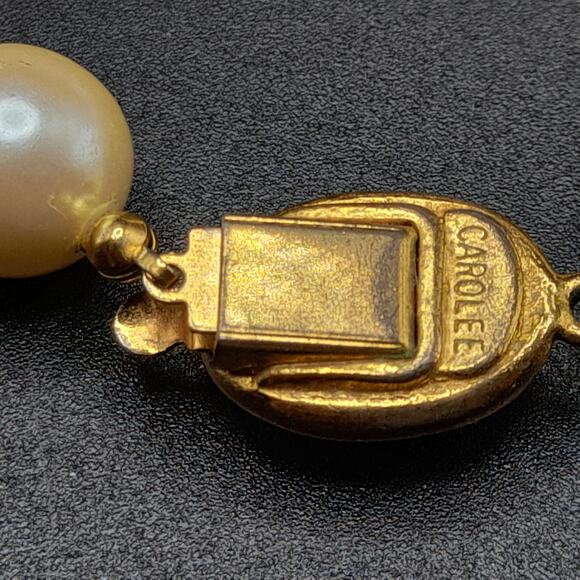 Vintage Carolee Glass Pearl Necklace, Gold Pearl Box Clasp, 17" - Picture 7 of 9